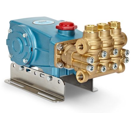 High pressure pump Cat Pumps 700