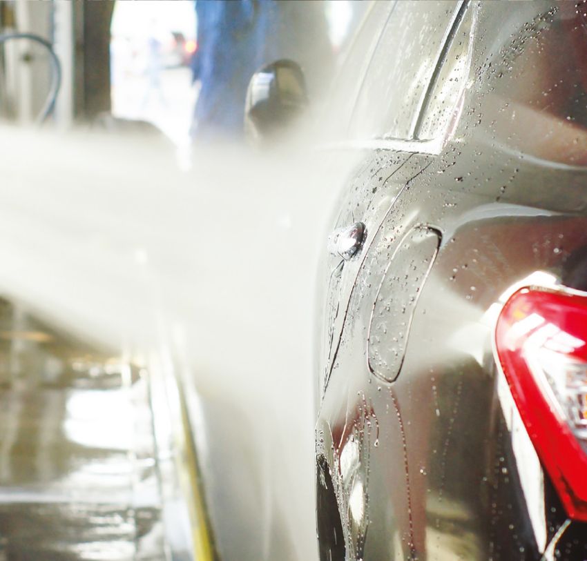 Vehicle cleaning